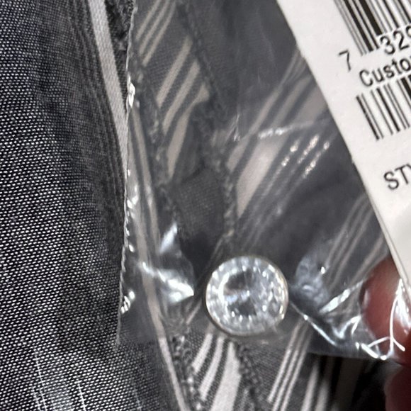 Style & Co Petite Gray Button Down Ruffle Bling Metallic Thread Stripes Size 4P - Picture 6 of 16